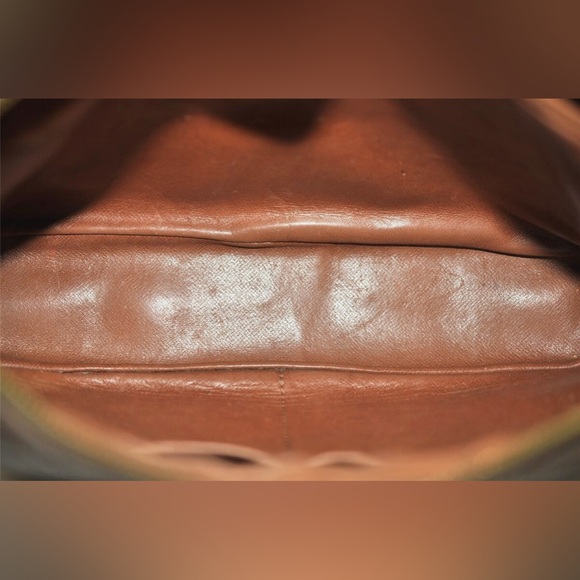 Authentic LOUIS VUITTON VINTAGE Monogram Compiegne 28 Clutch Bag - Picture 6 of 7